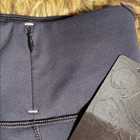 BNWT CALIA by Carrie Underwood Capri Leggings - Picture 5 of 10